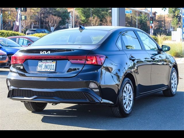 2023 Kia Forte LX