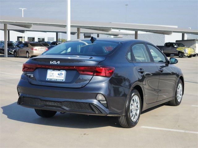 2023 Kia Forte LX