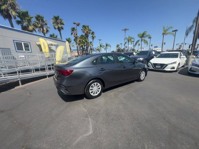 2023 Kia Forte LX