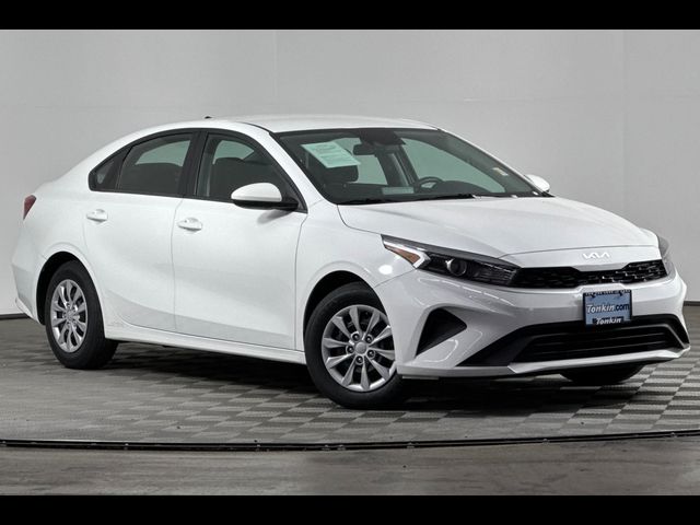 2023 Kia Forte LX