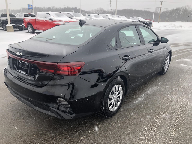 2023 Kia Forte LX