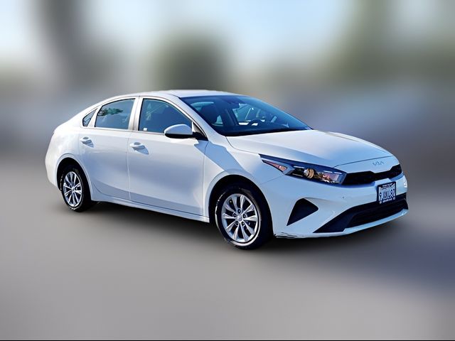 2023 Kia Forte LX