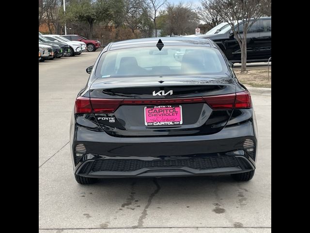 2023 Kia Forte LX