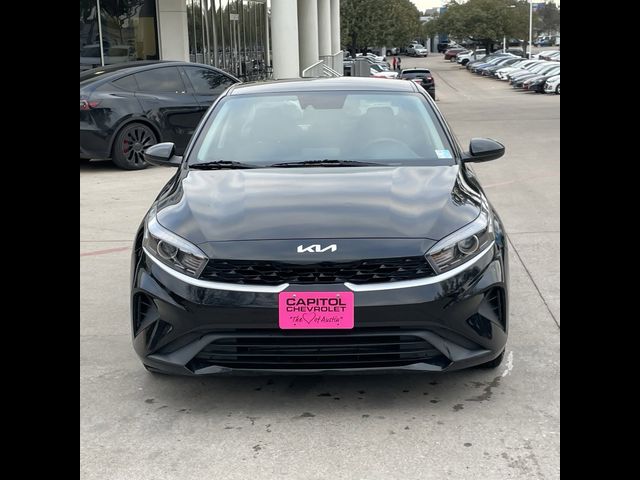 2023 Kia Forte LX