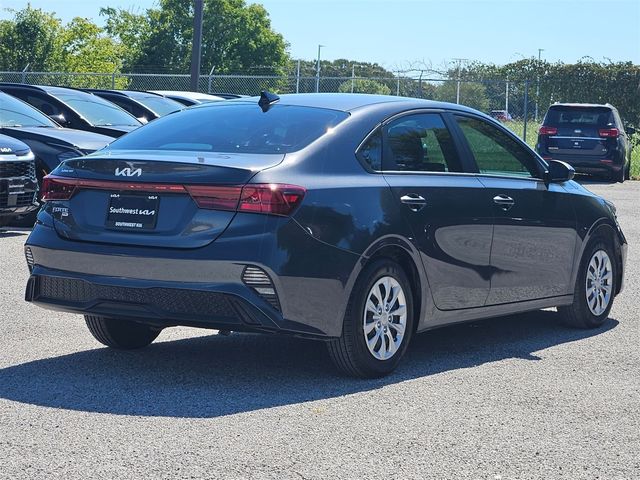 2023 Kia Forte LX