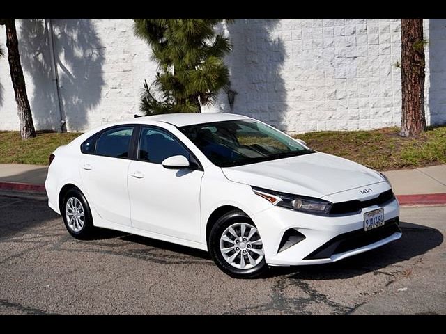 2023 Kia Forte LX