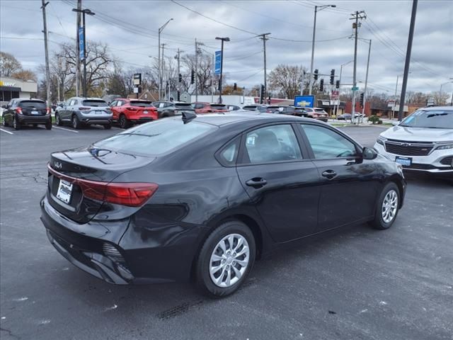 2023 Kia Forte LX