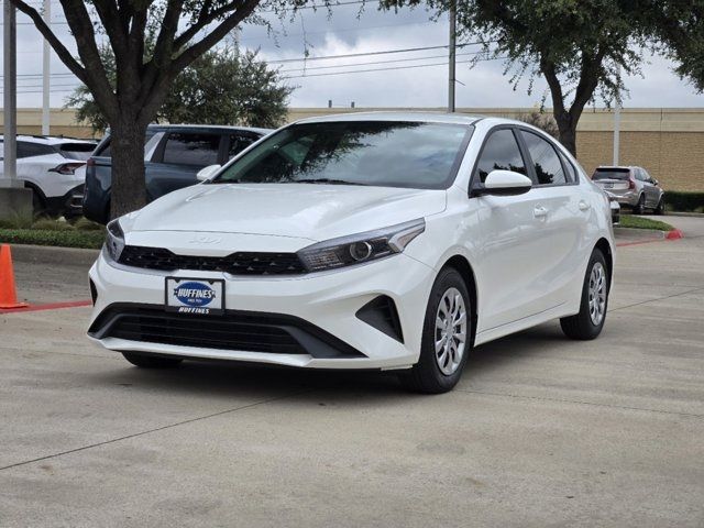 2023 Kia Forte LX