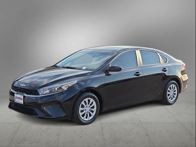 2023 Kia Forte LX