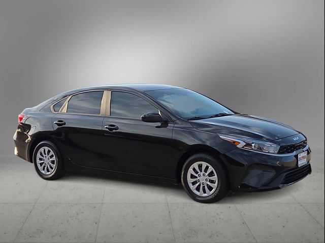 2023 Kia Forte LX