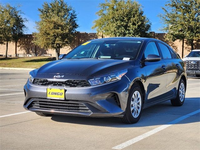 2023 Kia Forte LX