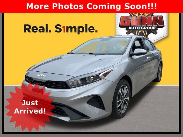 2023 Kia Forte LXS