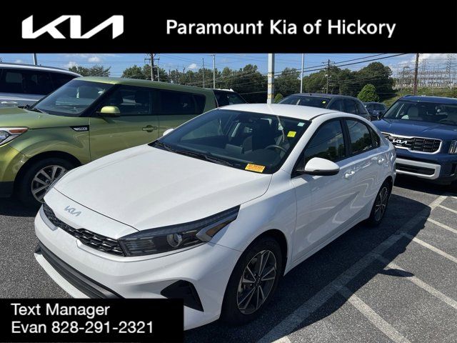 2023 Kia Forte LXS