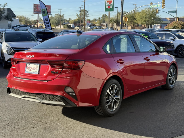 2023 Kia Forte LXS