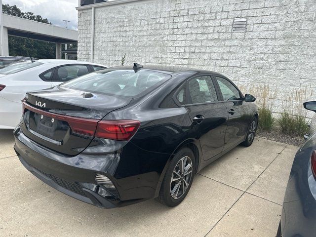 2023 Kia Forte LXS