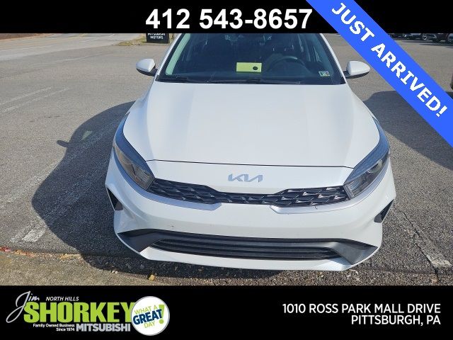 2023 Kia Forte LXS