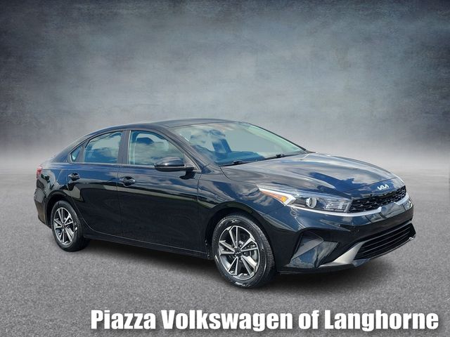 2023 Kia Forte LX