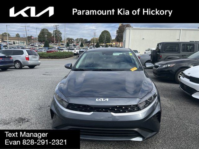 2023 Kia Forte LXS