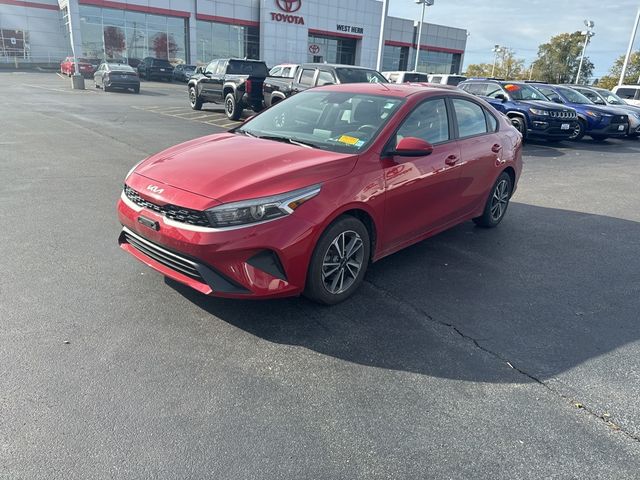 2023 Kia Forte LXS