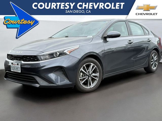 2023 Kia Forte LXS