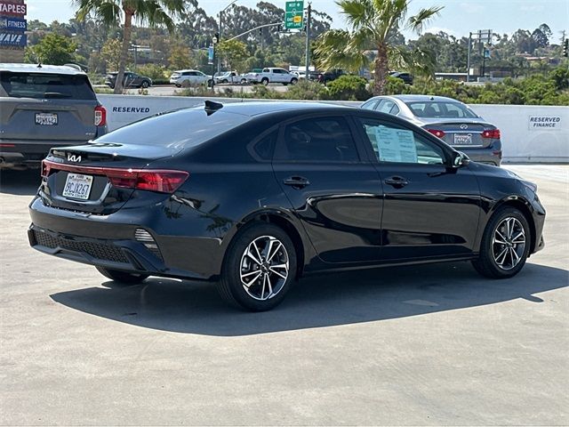 2023 Kia Forte LXS