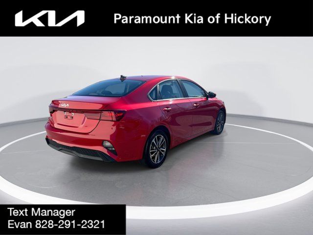 2023 Kia Forte LXS