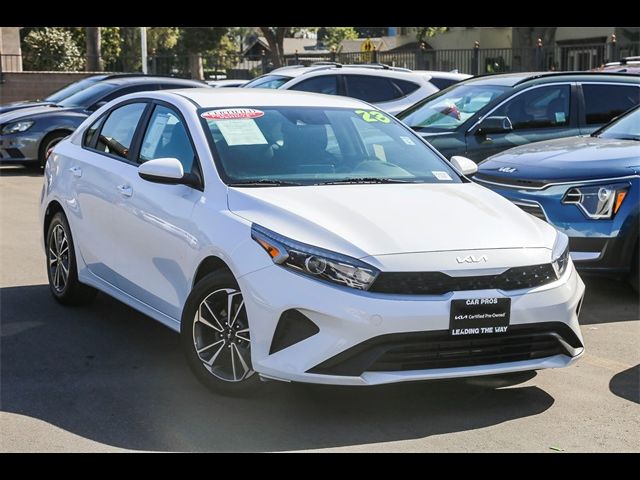 2023 Kia Forte LXS