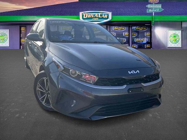 2023 Kia Forte LXS