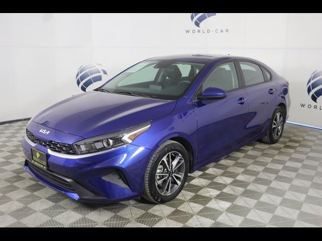 2023 Kia Forte LXS