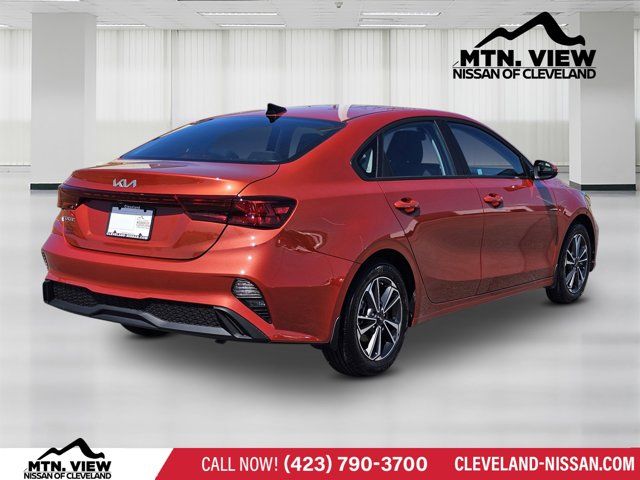 2023 Kia Forte LXS