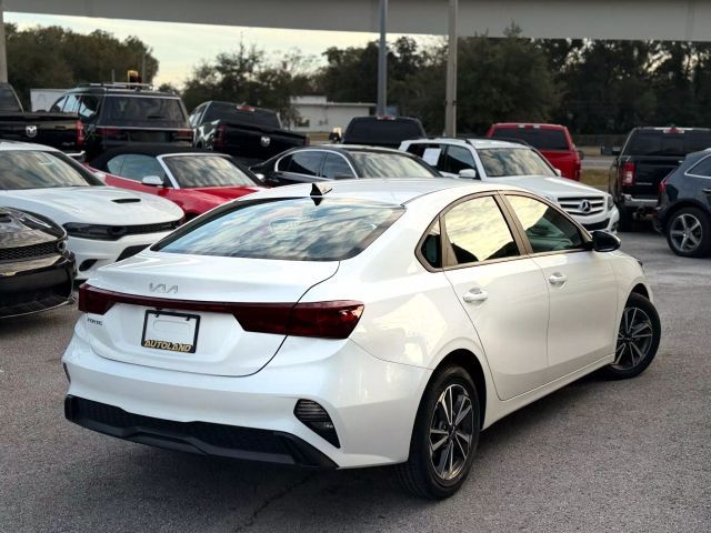 2023 Kia Forte LX