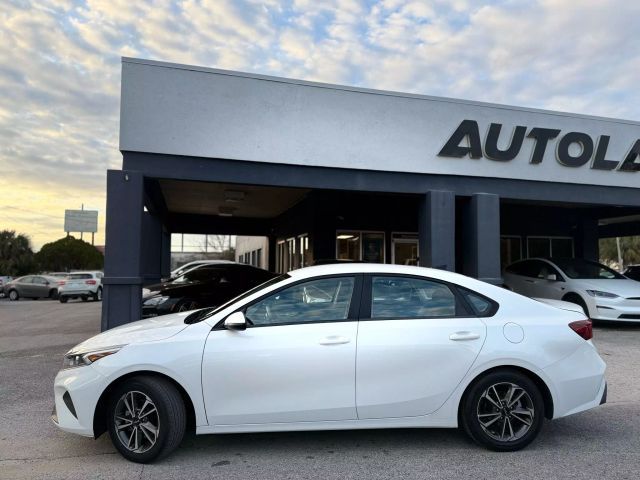 2023 Kia Forte LX