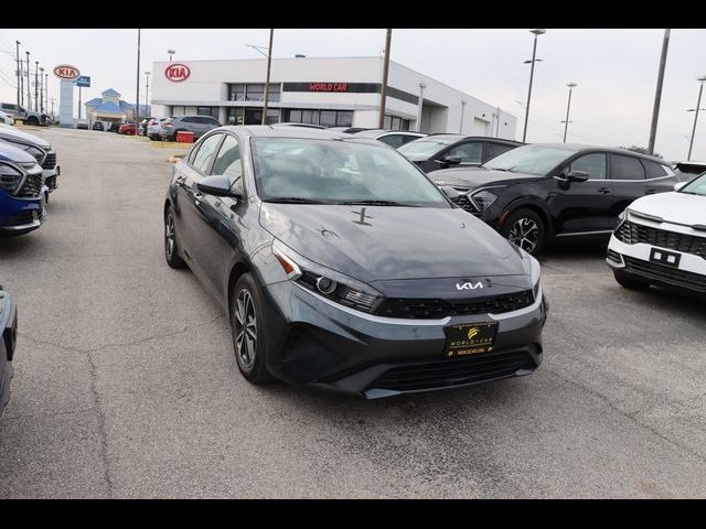 2023 Kia Forte LXS