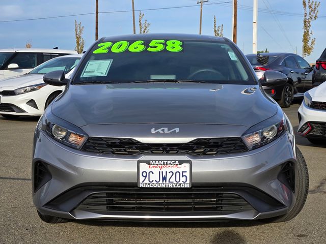 2023 Kia Forte LX