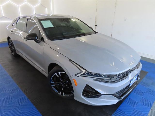 2023 Kia K5 GT-Line