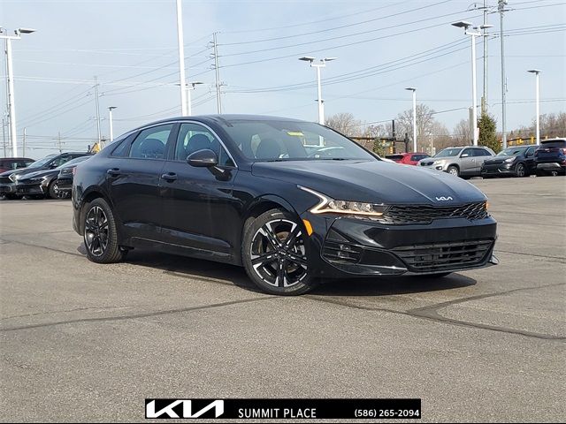 2023 Kia K5 GT-Line