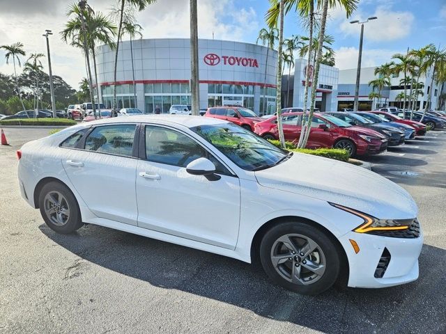 2023 Kia K5 LXS