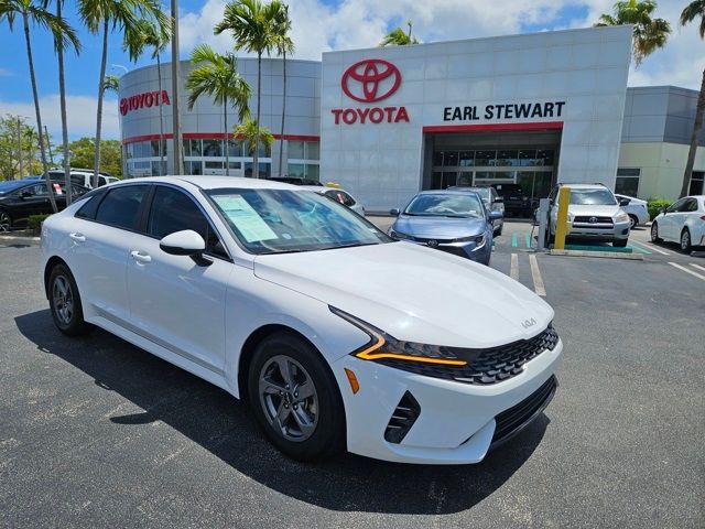 2023 Kia K5 LXS