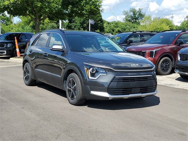 2023 Kia Niro EX