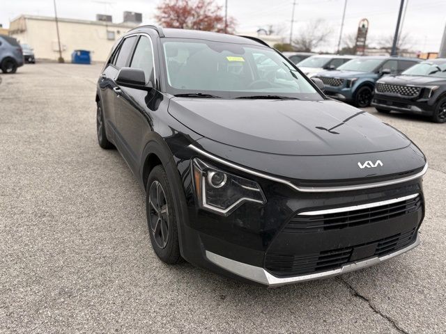 2023 Kia Niro EX