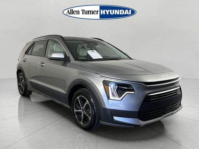 2023 Kia Niro EX