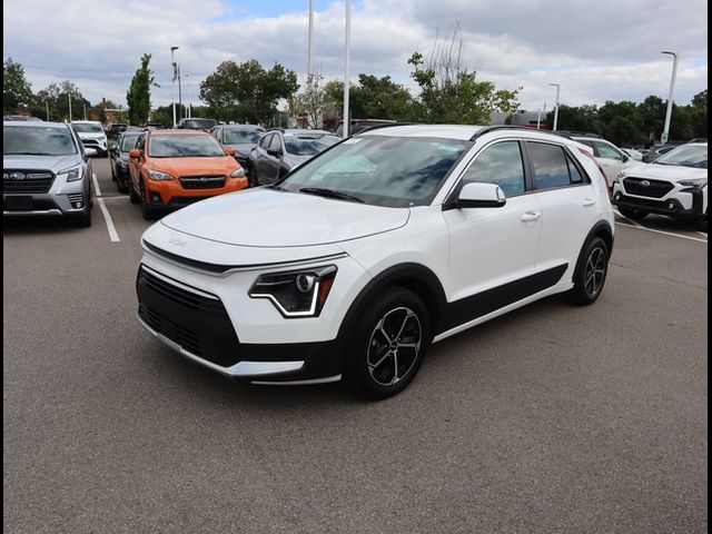 2023 Kia Niro EX