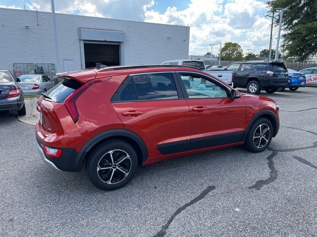 2023 Kia Niro EX