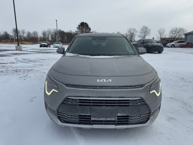 2023 Kia Niro LX