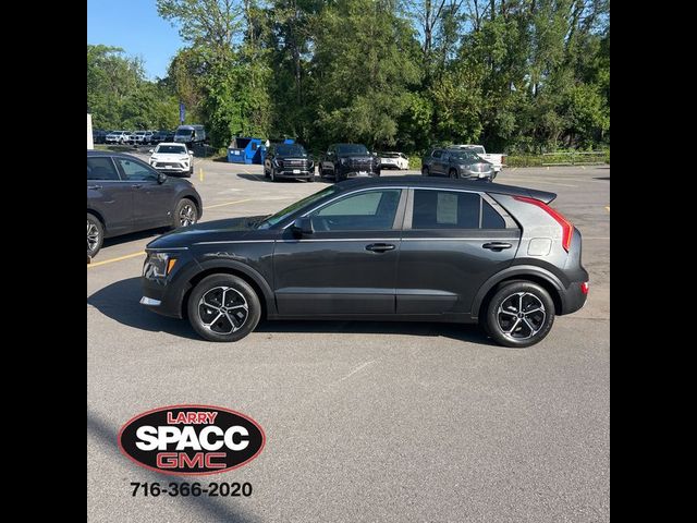 2023 Kia Niro LX