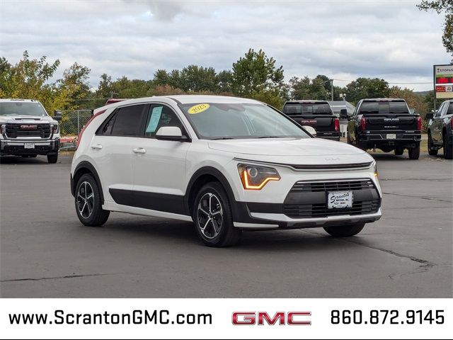 2023 Kia Niro LX