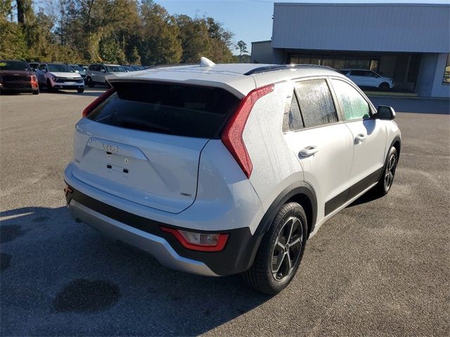 2023 Kia Niro LX