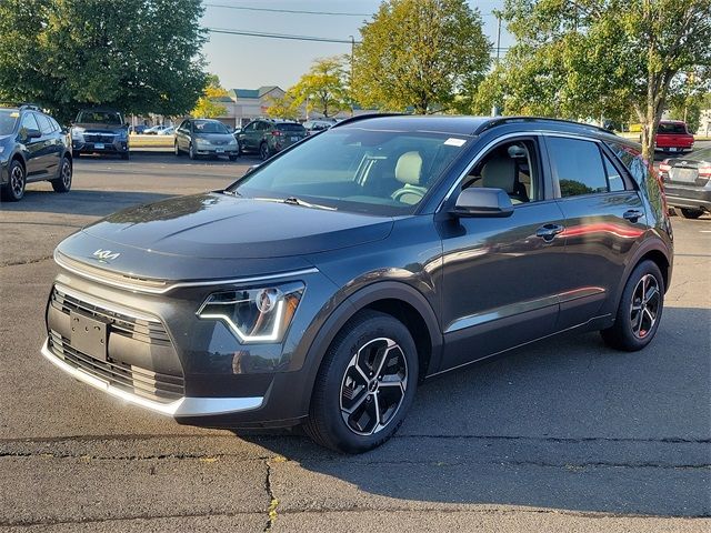 2023 Kia Niro LX