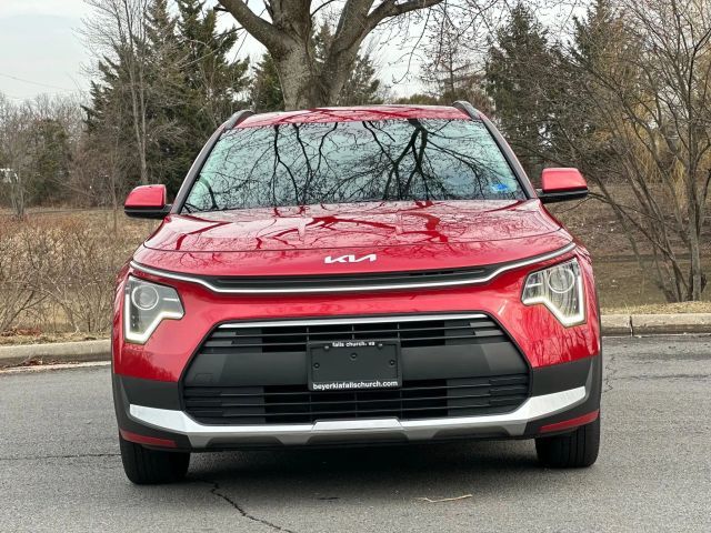 2023 Kia Niro LX
