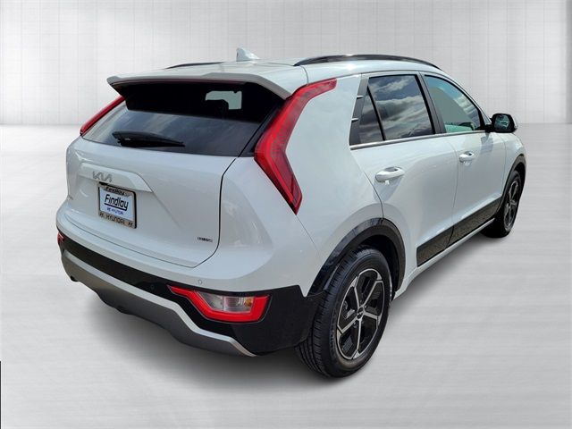 2023 Kia Niro SX
